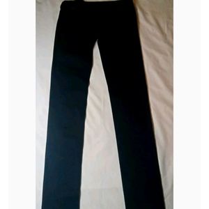 Woman's Armani Exchange AX 27 Dark Skinny Straight Jeans Low Rise Stretch 4 NWT